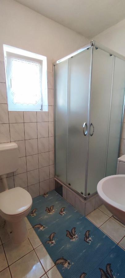 Apartmani Kevric 诺维·维诺多尔斯基 外观 照片