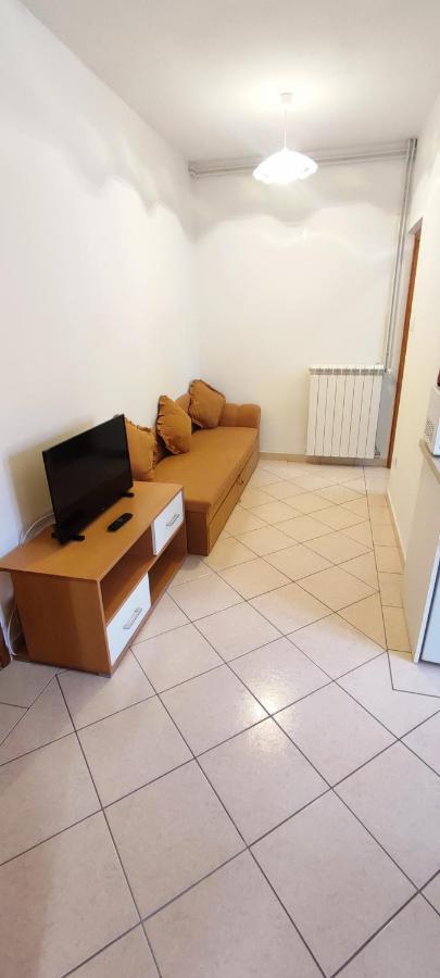 Apartmani Kevric 诺维·维诺多尔斯基 外观 照片